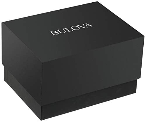 Bulova Set de regalo para hombre con detalles de cristal, reloj de cuarzo con fecha de 3 manecillas y collar de cadena con etiqueta para perro 