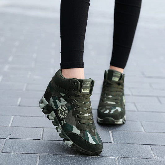 Zapatillas informales con aumento de camuflaje para mujer