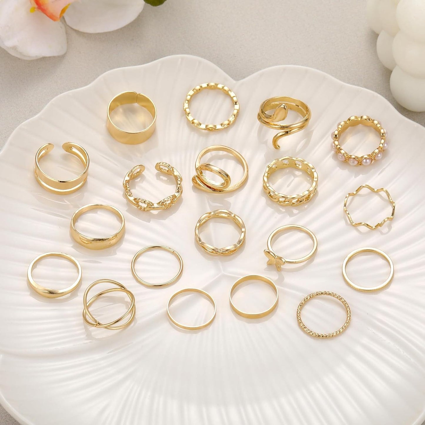 ÌF ME 24 Pcs Gold Vintage Knuckle Rings Set for Women Girls, Boho Dainty Stackable Midi Finger Rings, Snake Butterfly Signet Fashion Ring Pack Jewelry Gifts. Xpress