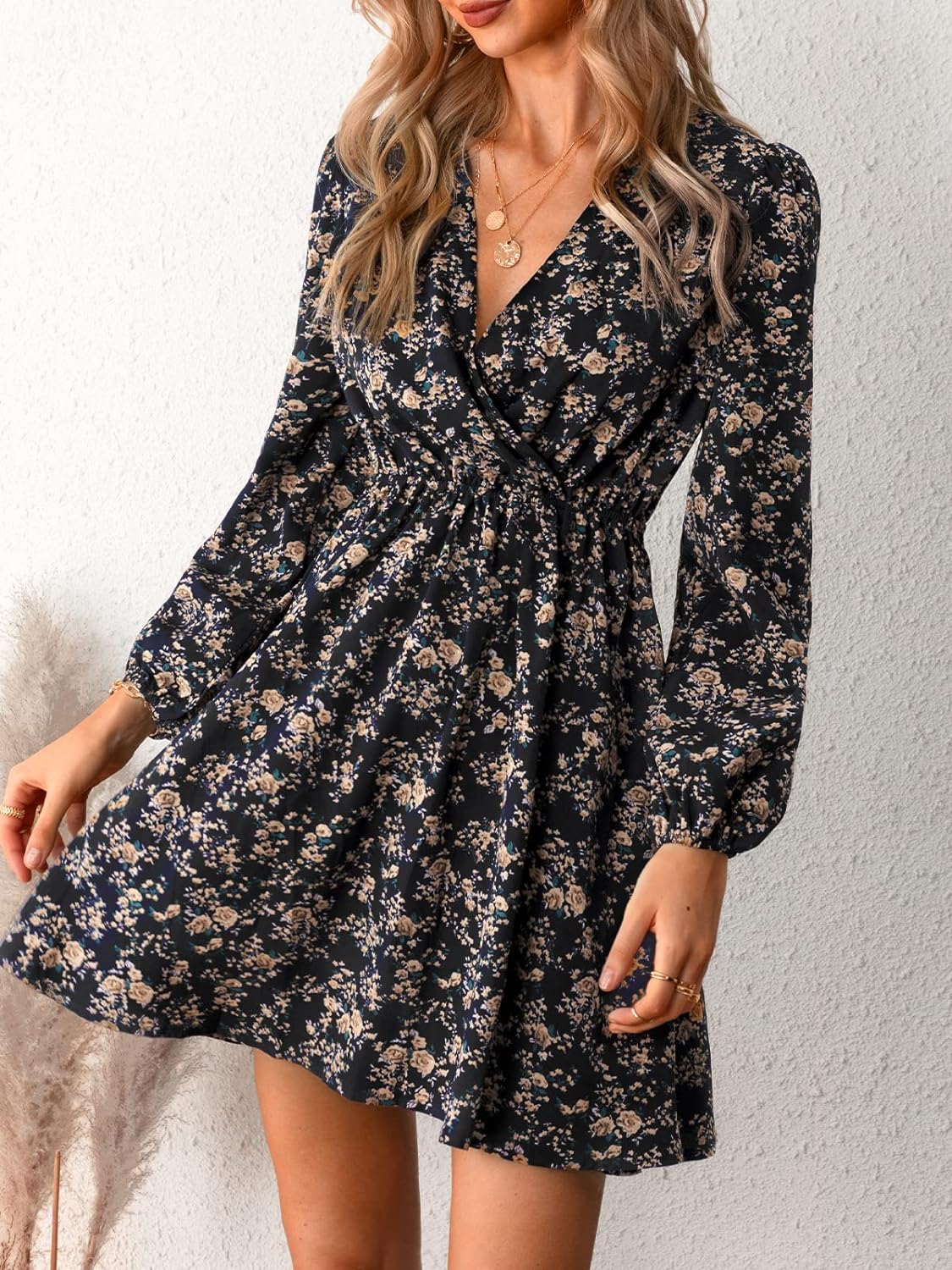 CUPSHE Womens V Neck Floral Mini Dress Long Sleeve A Line Surplice Xpress