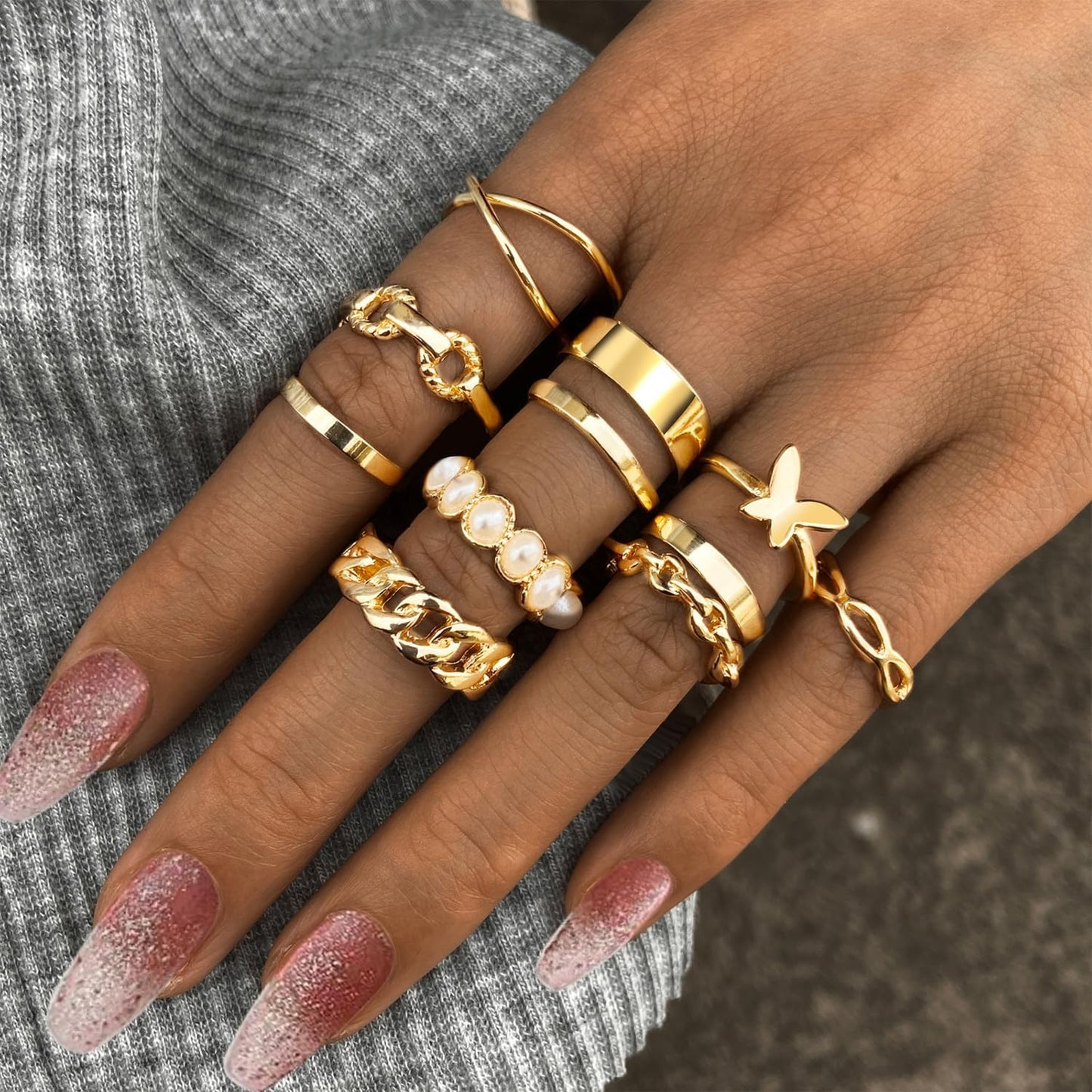 BEELIFY 10 PCS Gold Stacking Rings Set for Women Girls Knuckle Chunky Rings Boho Joint Finger Midi Rings Heart Simple Hollow Carved Stacking Rings Pack for Gift (Size Mixed) Xpress